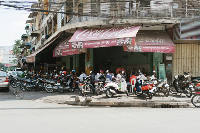 Phnom-Penh-Cambodia-Street-Photography-Travel-Inlight-Photos-Joshua014